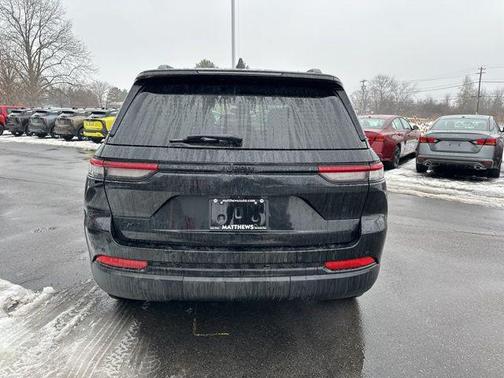 2023 Jeep Grand Cherokee Altitude