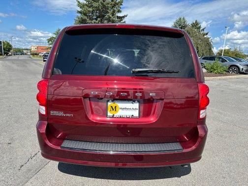Octane Red Pearlcoat 2019 Dodge Grand Caravan SE