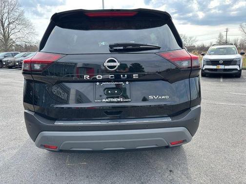 Super Black 2023 Nissan Rogue SV