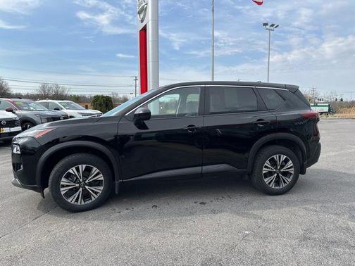 Super Black 2023 Nissan Rogue SV