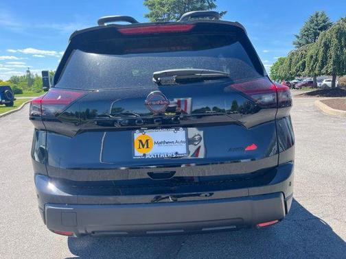Super Black 2026 Nissan Rogue Rock Creek