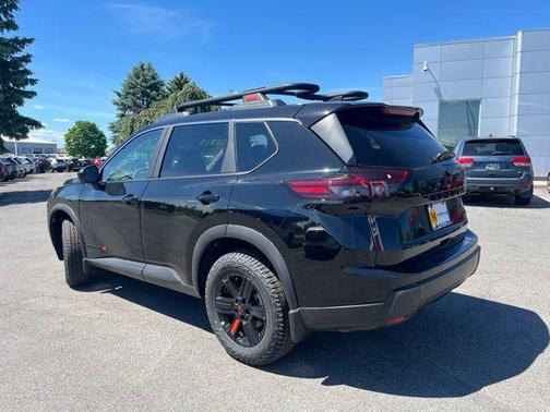 Super Black 2026 Nissan Rogue Rock Creek