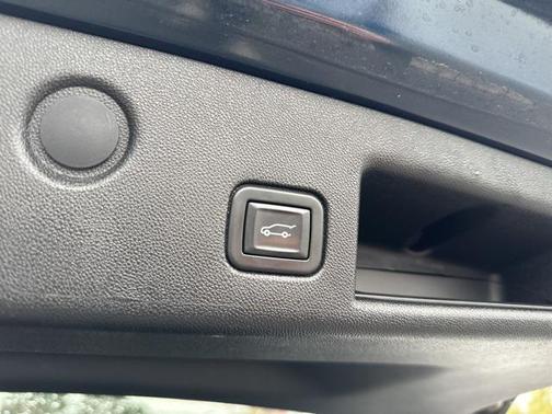 2020 Chevrolet Equinox Premier w/2LZ