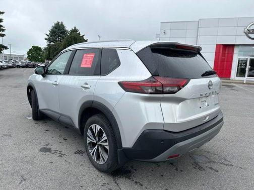 Brilliant Silver Metallic 2023 Nissan Rogue SV