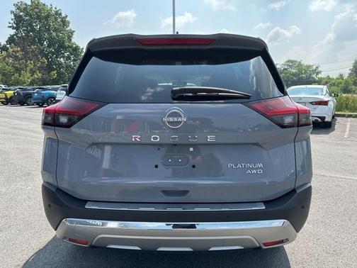 2022 Nissan Rogue Platinum