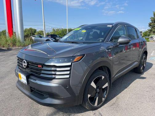 Gun Metallic 2026 Nissan Kicks SR