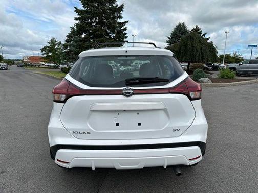 Fresh Powder 2023 Nissan Kicks SV