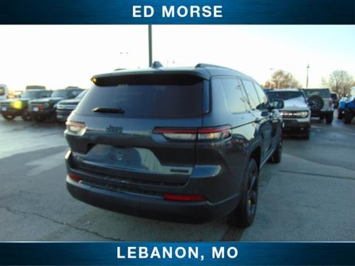 2021 Jeep Grand Cherokee LAREDO