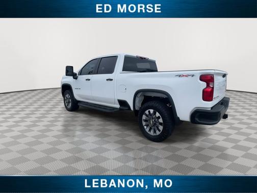Summit White 2022 Chevrolet Silverado 2500 CUSTOM