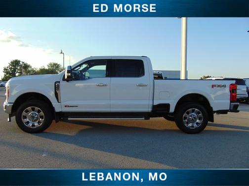2023 Ford F-350 LARIAT SUPER DUTY