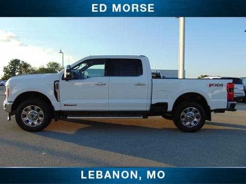 2023 Ford F-350 LARIAT SUPER DUTY