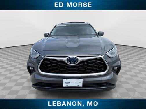 Magnetic Gray Metallic 2022 Toyota Highlander XLE