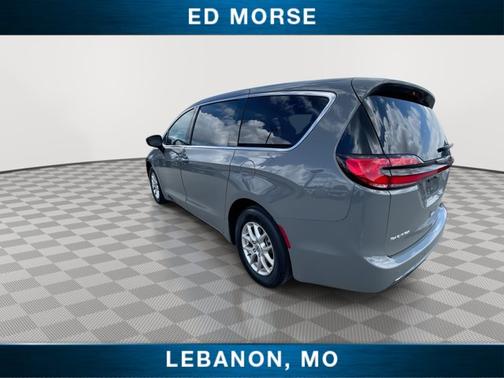Ceramic Gray Clearcoat 2025 Chrysler Pacifica SELECT
