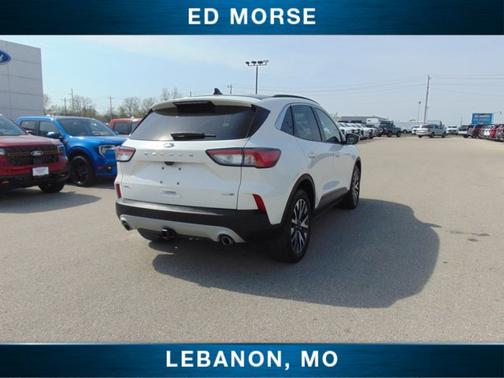 STAR WHITE METALLIC TRI-COA 2020 Ford Escape SEL