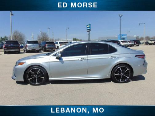 Celestial Silver Metallic 2018 Toyota Camry XSE