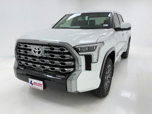 Wind Chill Pearl 2026 Toyota Tundra Platinum