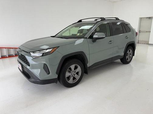 2023 Toyota RAV4 Hybrid XLE