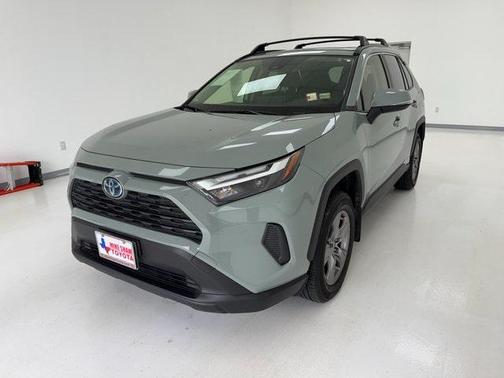 2023 Toyota RAV4 Hybrid XLE