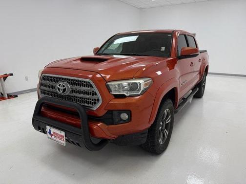 2017 Toyota Tacoma TRD Sport