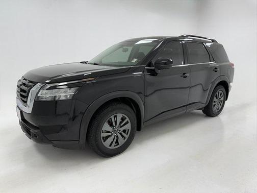 2022 Nissan Pathfinder SV 2WD