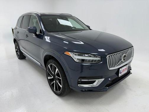2023 Volvo XC90 B6 Plus 6-Seater