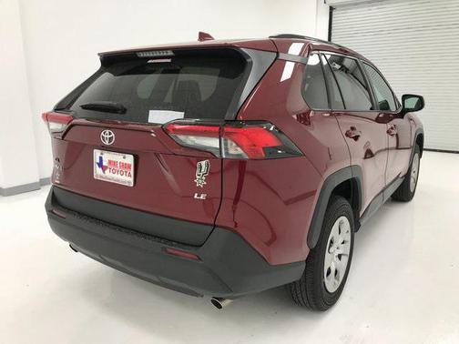 Pearl 2020 Toyota RAV4 LE