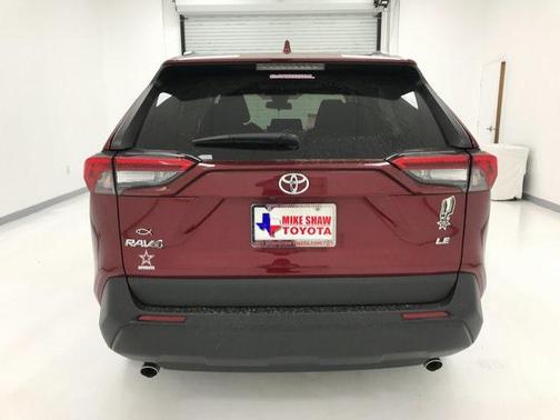 Pearl 2020 Toyota RAV4 LE