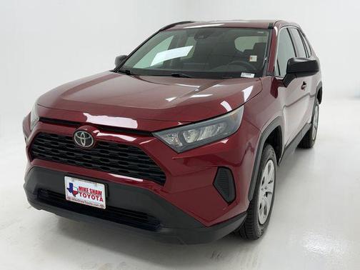 Pearl 2020 Toyota RAV4 LE