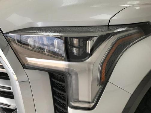 2025 Toyota Tundra Hybrid 1794 Edition