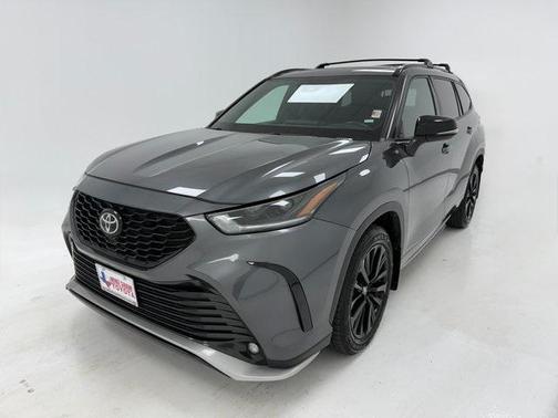 2023 Toyota Highlander XSE