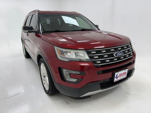 Ruby Red Metallic Tinted Clearcoat 2016 Ford Explorer XLT