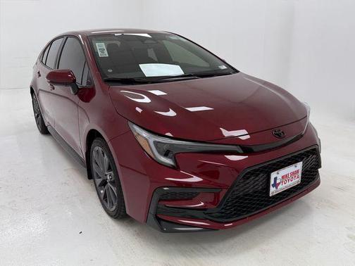 Pearl 2026 Toyota Corolla SE