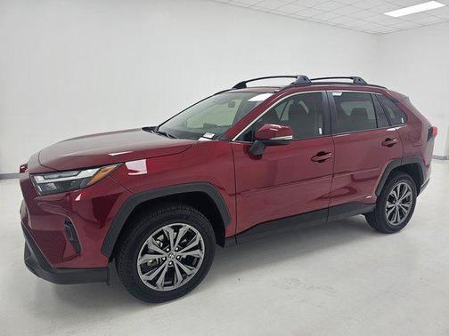 2025 Toyota RAV4 Hybrid XLE Premium