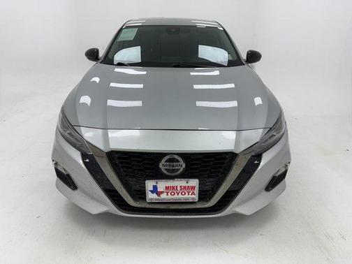 2021 Nissan Altima SR FWD