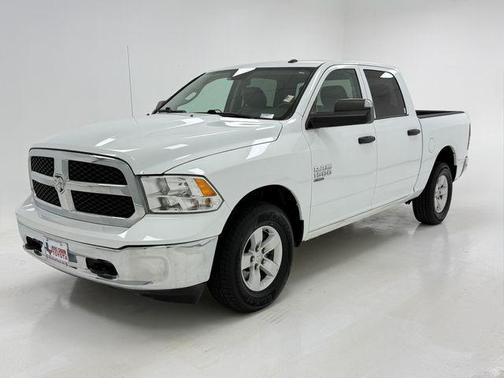 Bright White Clearcoat 2022 RAM 1500 Tradesman