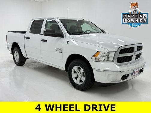 Bright White Clearcoat 2022 RAM 1500 Tradesman