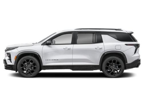 Iridescent Pearl Tricoat 2025 Chevrolet Traverse RS