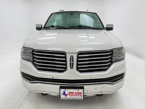 2015 Lincoln Navigator Base