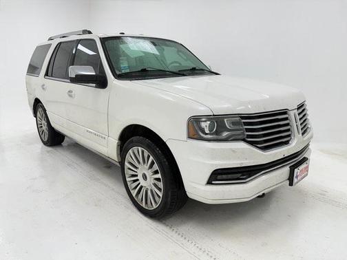 2015 Lincoln Navigator Base