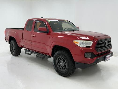 2016 Toyota Tacoma SR