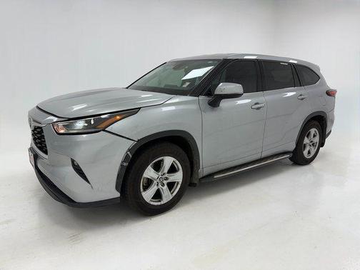 2021 Toyota Highlander LE