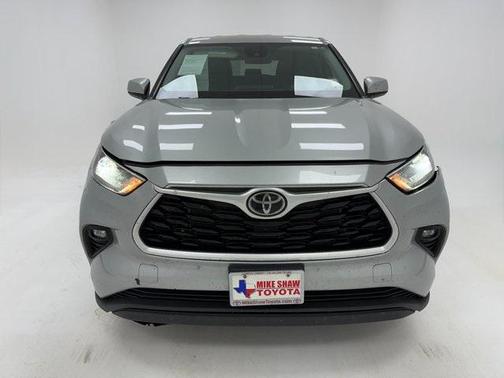 2021 Toyota Highlander LE