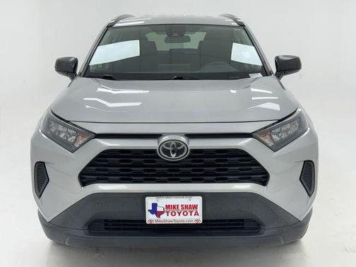 Silver Sky Metallic 2020 Toyota RAV4 LE