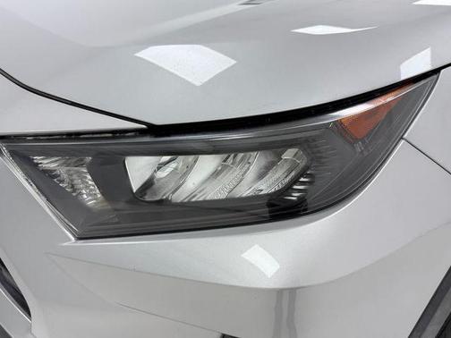 Silver Sky Metallic 2020 Toyota RAV4 LE