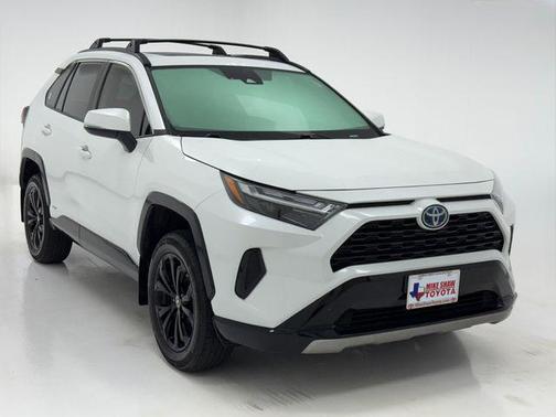 2024 Toyota RAV4 Hybrid SE