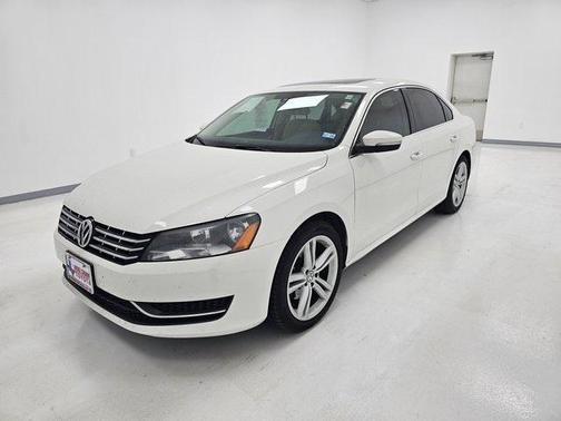 2014 Volkswagen Passat 2.0L TDI DSG SE w/Sunroof