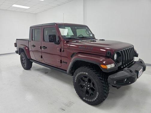2022 Jeep Gladiator Sport