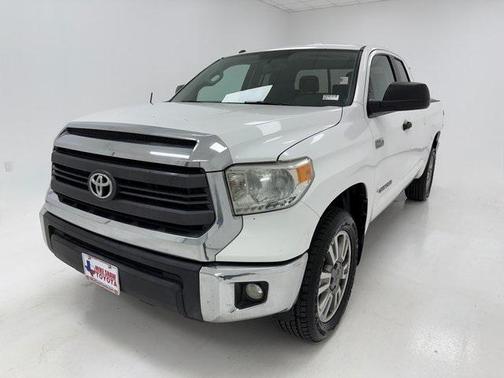 2015 Toyota Tundra SR5