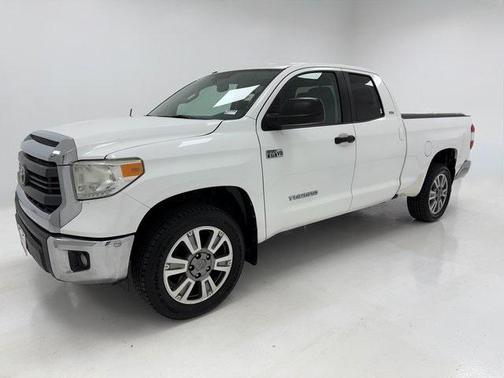 2015 Toyota Tundra SR5