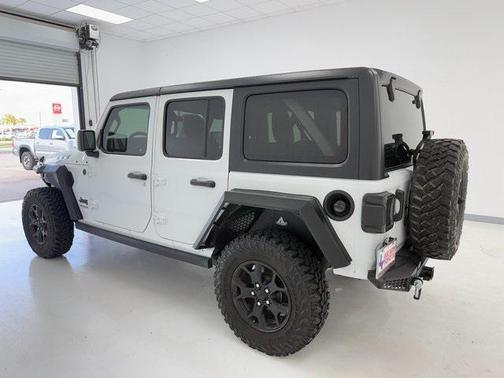 2020 Jeep Wrangler Unlimited Willys 4X4